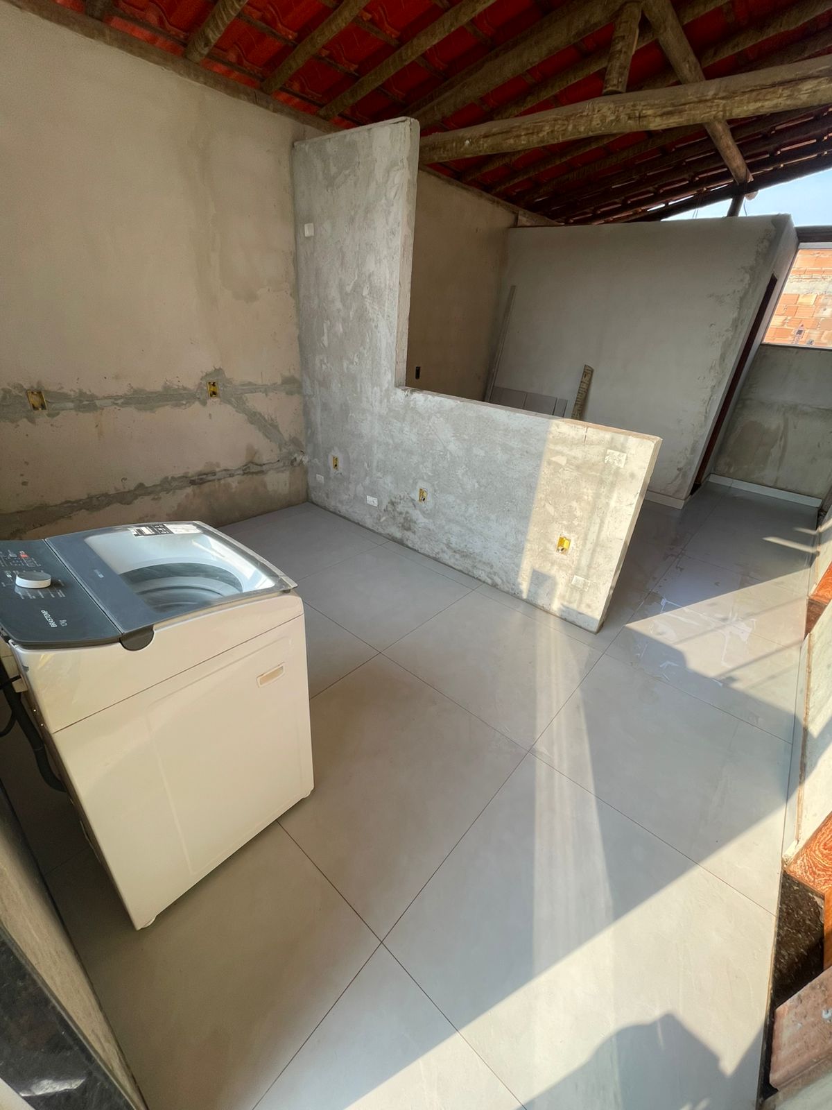 Ótimo imóvel a venda no bairro Fazenda Castro- Ribeirão das Neves - MG. 