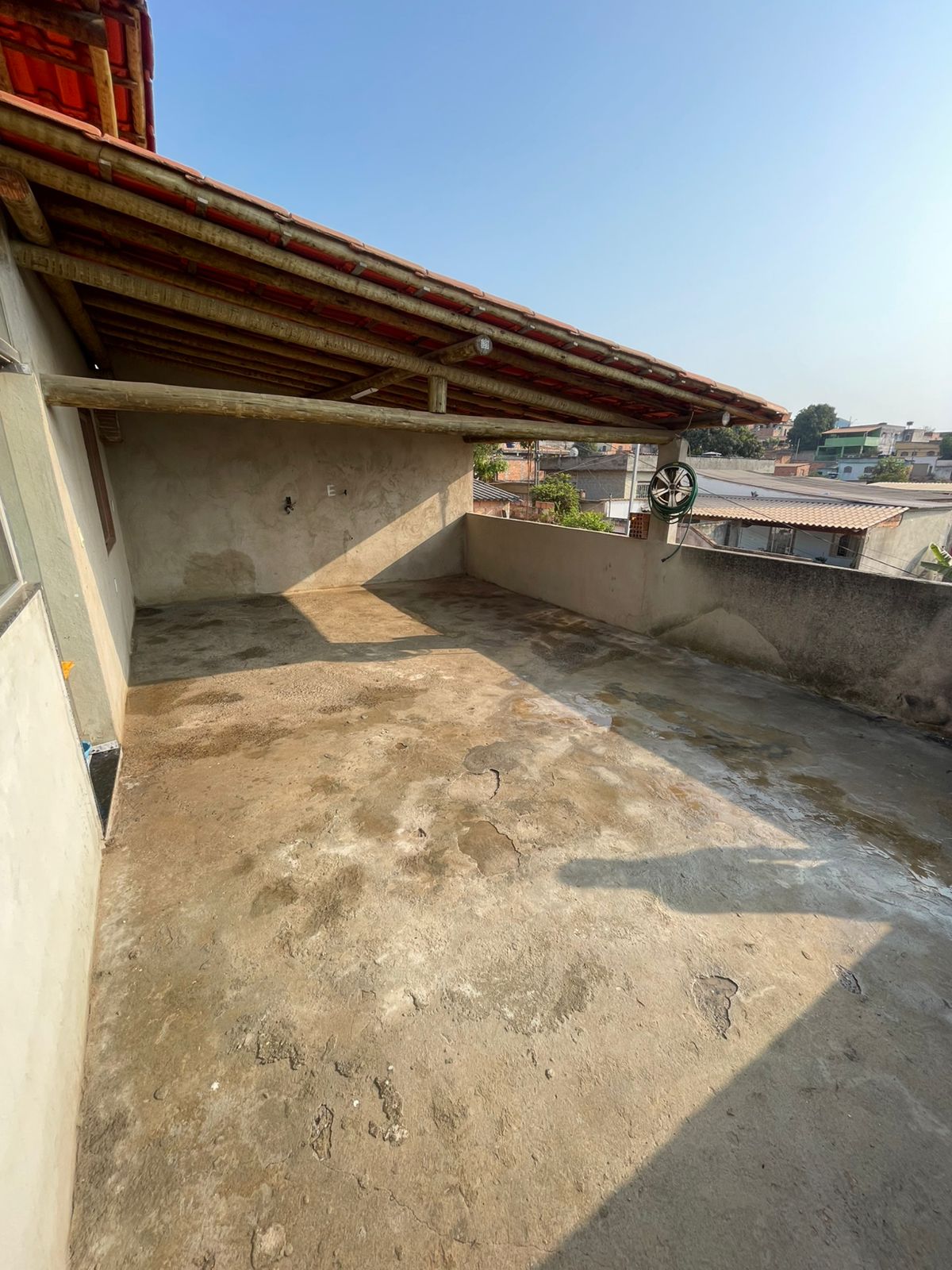 Ótimo imóvel a venda no bairro Fazenda Castro- Ribeirão das Neves - MG. 