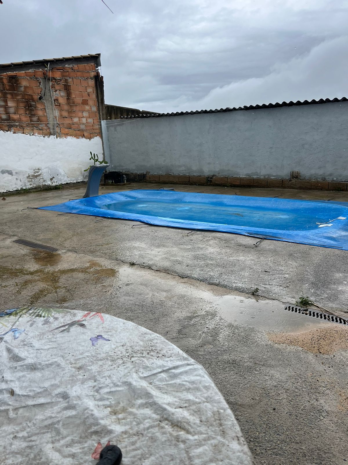 Ótima casa a venda no Bairro Veneza Ribeirão das Neves MG