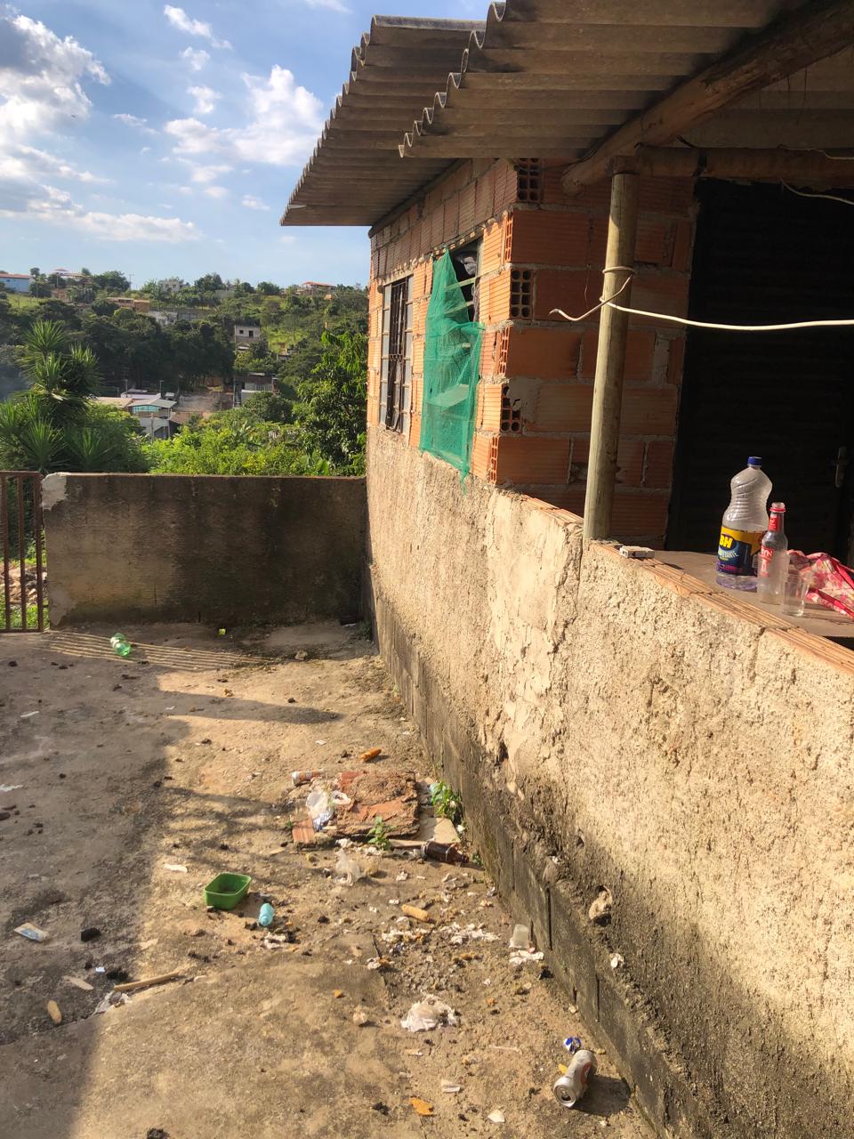 Ótima casa a venda no Bairro Recanto da Mata - Esmeraldas MG
