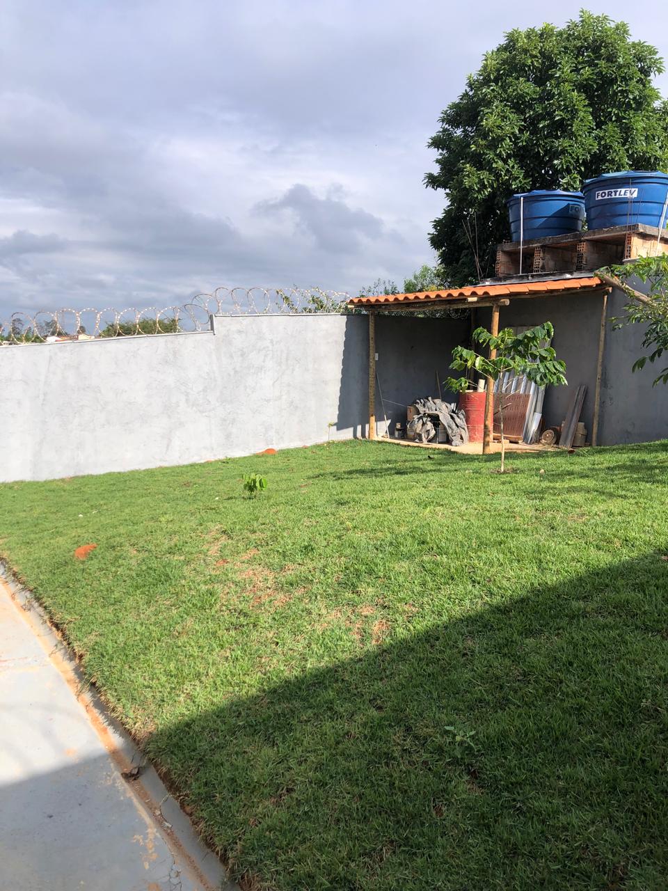Ótima casa a venda Bairro São Pedro Esmeraldas MG