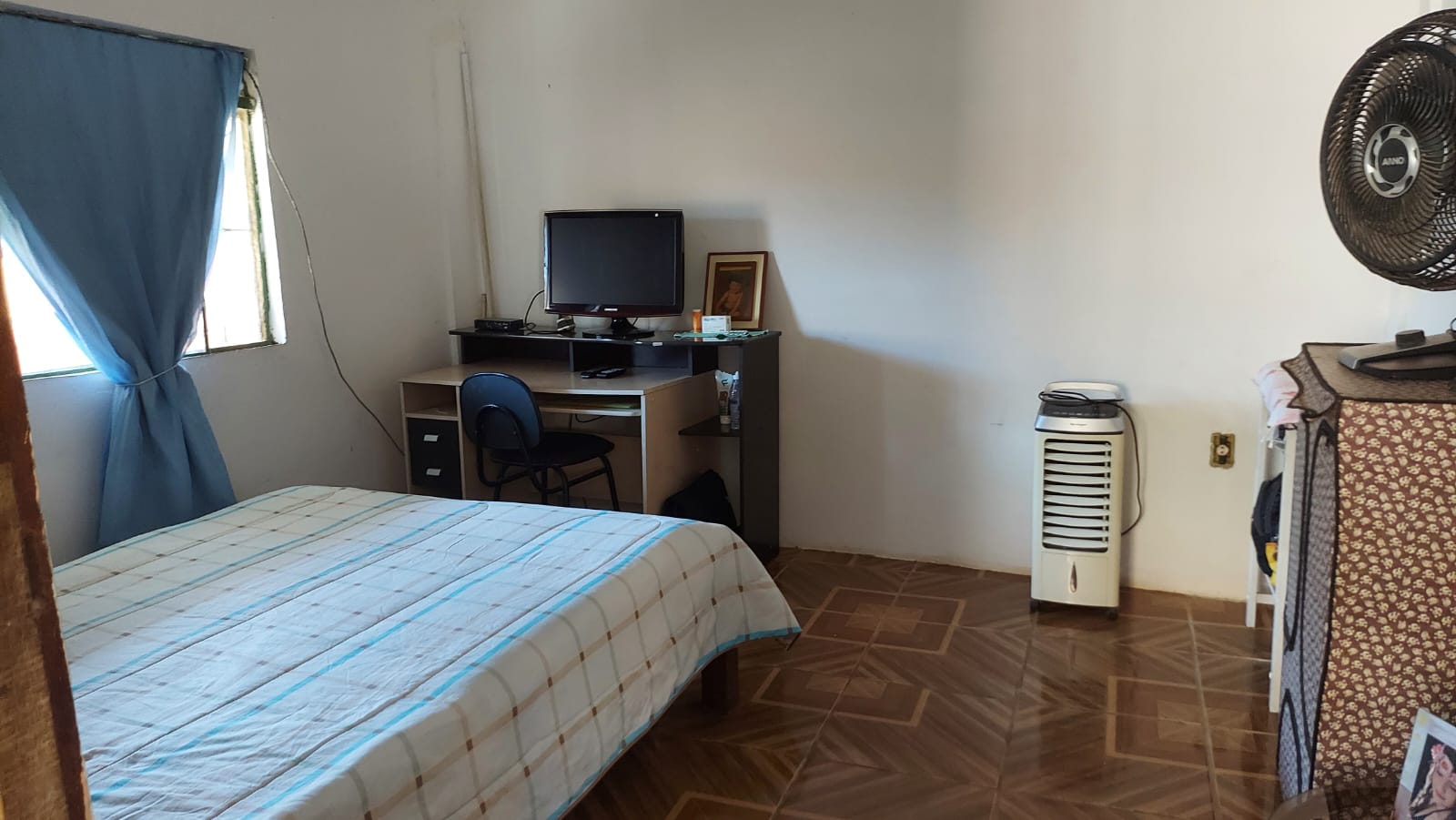 Casa a venda no Bairro Vale das Acácias - Ribeirão das Neves MG