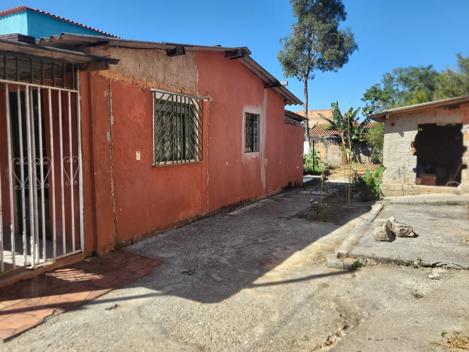 Casa a venda no Bairro Vale das Acácias - Ribeirão das Neves MG
