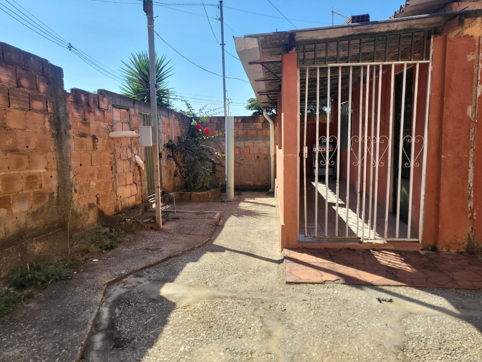 Casa a venda no Bairro Vale das Acácias - Ribeirão das Neves MG