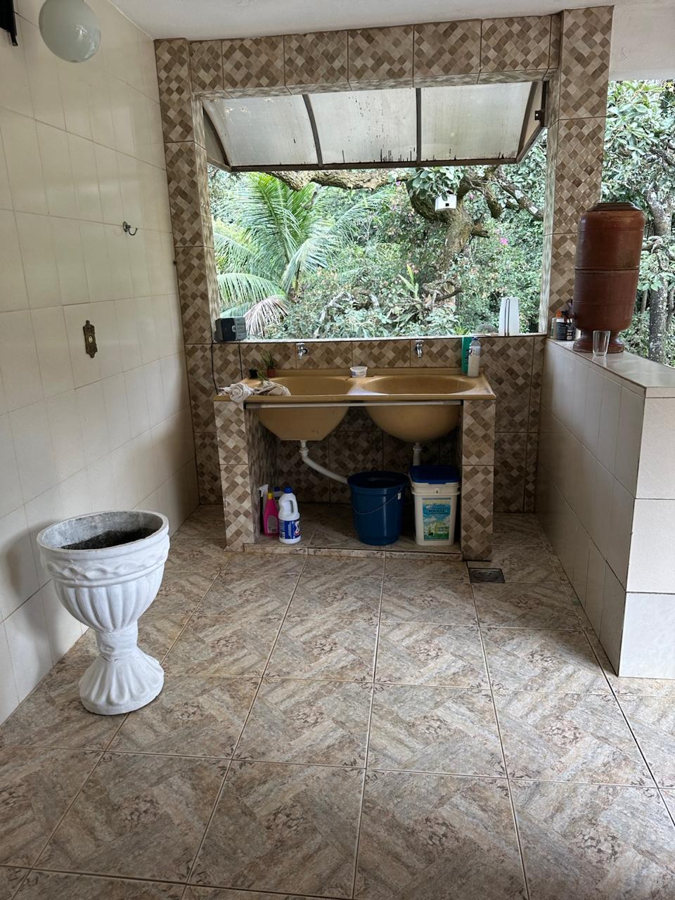 Ótima casa a venda no bairro San Genaro -Ribeirão das Neves -MG