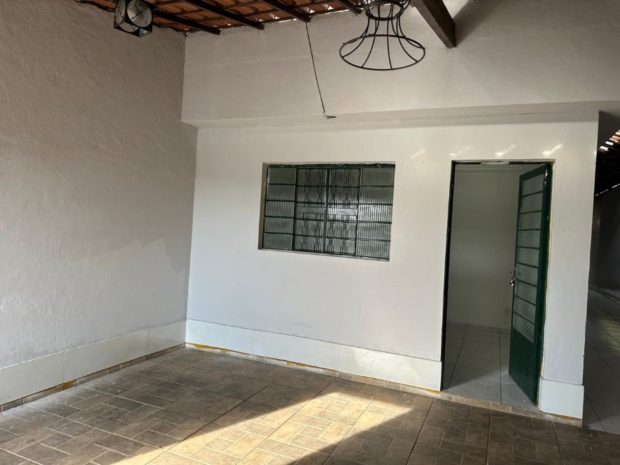 Ótima Casa no São Pedro em Esmeralda MG