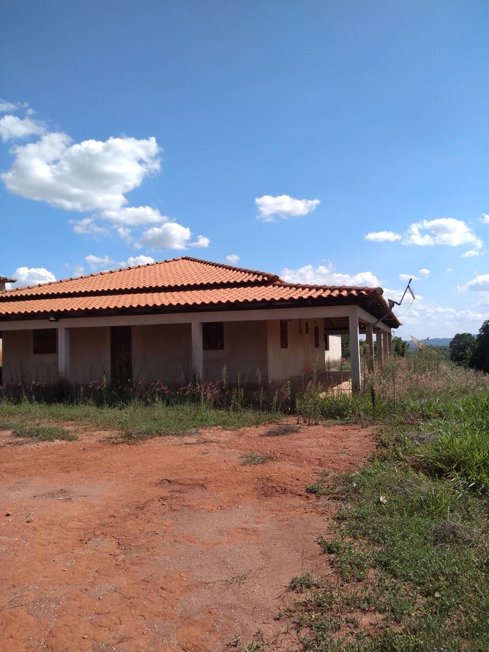 Sitio a venda em Esmeraldas -MG