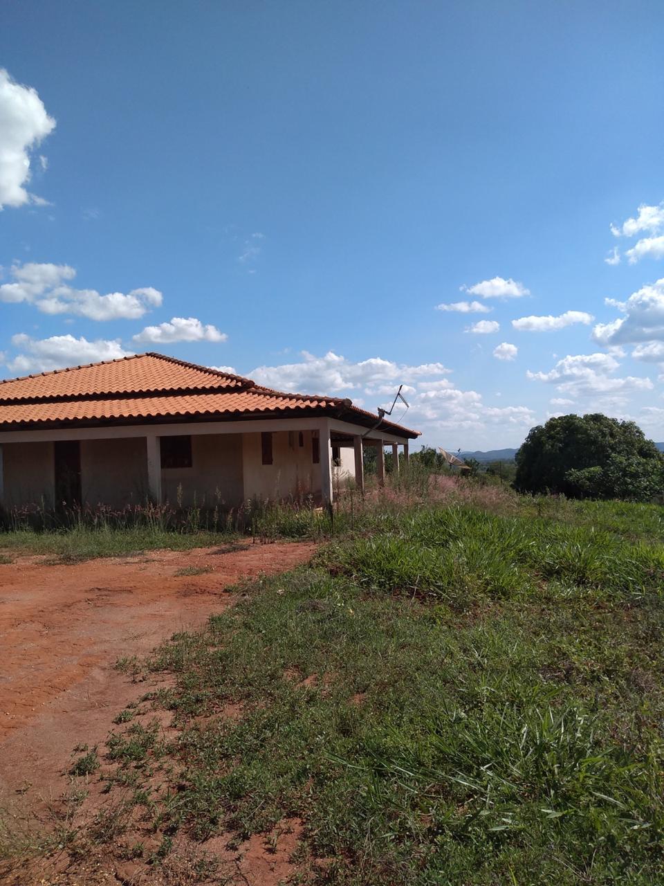 Sitio a venda em Esmeraldas -MG