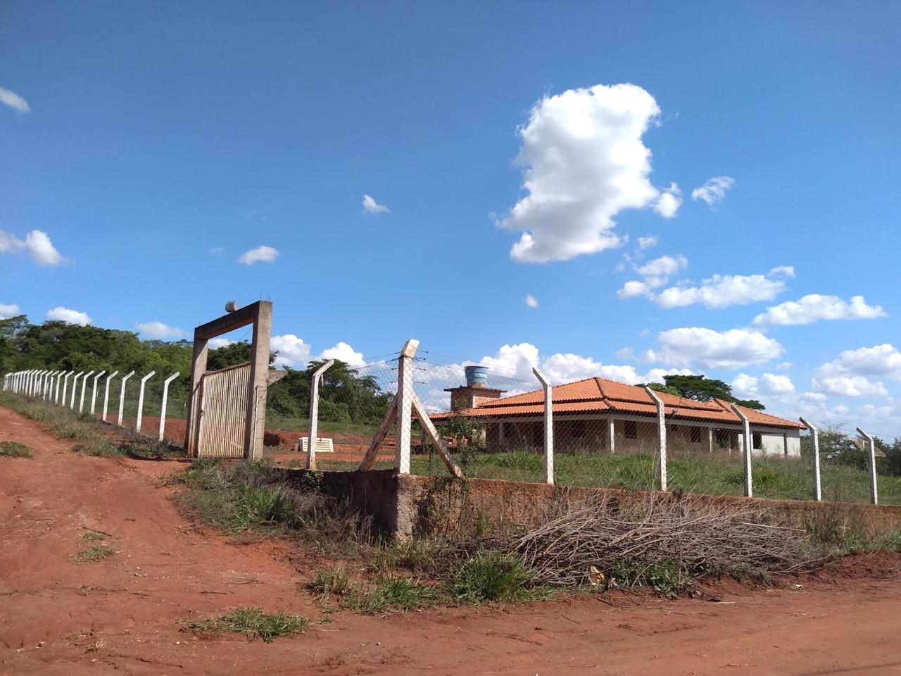 Sítio - Venda, Esmeraldas, MG