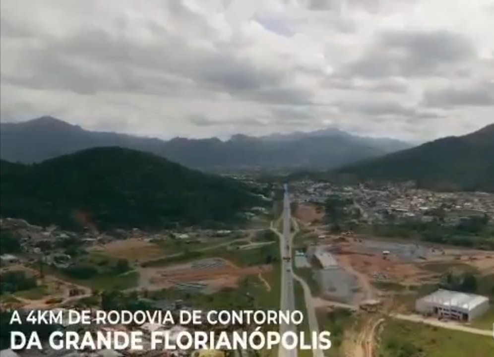 VENDO TERRENO COM AREA DE 173.885,81 M2, NA RODOVIA BR-282, KM 26, EM SANTO AMARO DA IMPERATRIZ, SC.