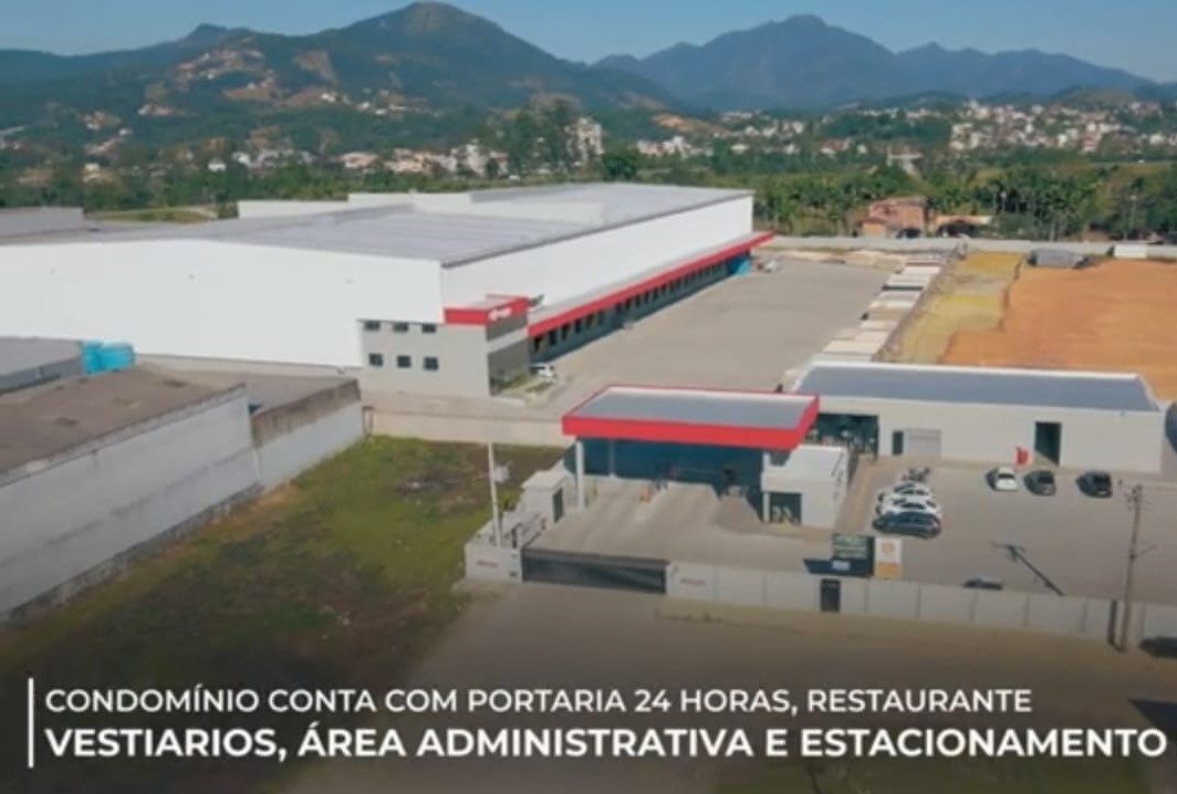 NOVO CONDOMINIO  LOGISTICO DIFERLOG, GALPÕES PARA LOCAÇÃO, NA BR 282, EM SANTO AMARO DA IMPERATRIZ. O NOVO CONDOMÍNIO ESTÁ LOCALIZADO AS MARGENS DA BR-282, NO KM 26, EM SANTO AMARO DA IMPERATRIZ, SC, NUM TERRENO COM ÁREA TOTAL DE 45.000 M2.