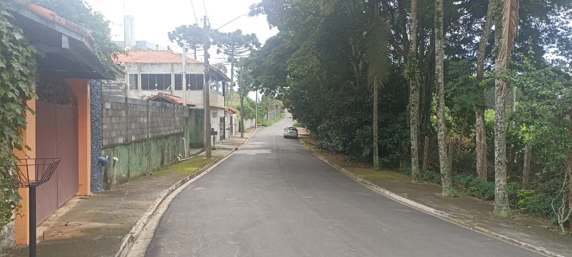 São Roque/SP,  Bairro  Maylasky/Bairro Jardim Caparelli.  TOPOGRAFIA ALTA . Rua Sem SAÍDA. Vizinhos Presentes, Solidários. Rua Segura Tranquila.