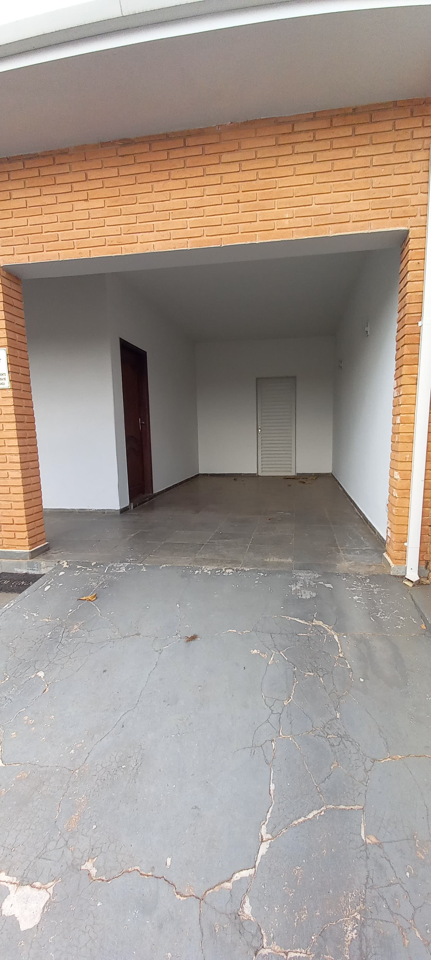 CASA PARA LOCAÇÃO -  JARDIM SÃO DOMINGOS.
