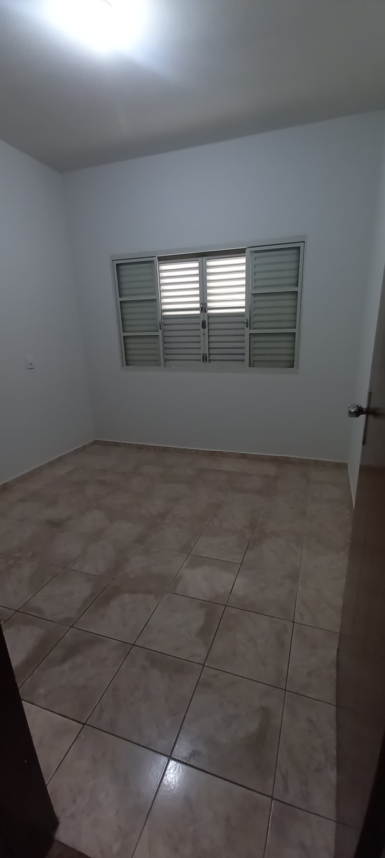 CASA PARA LOCAÇÃO -  JARDIM SÃO DOMINGOS.