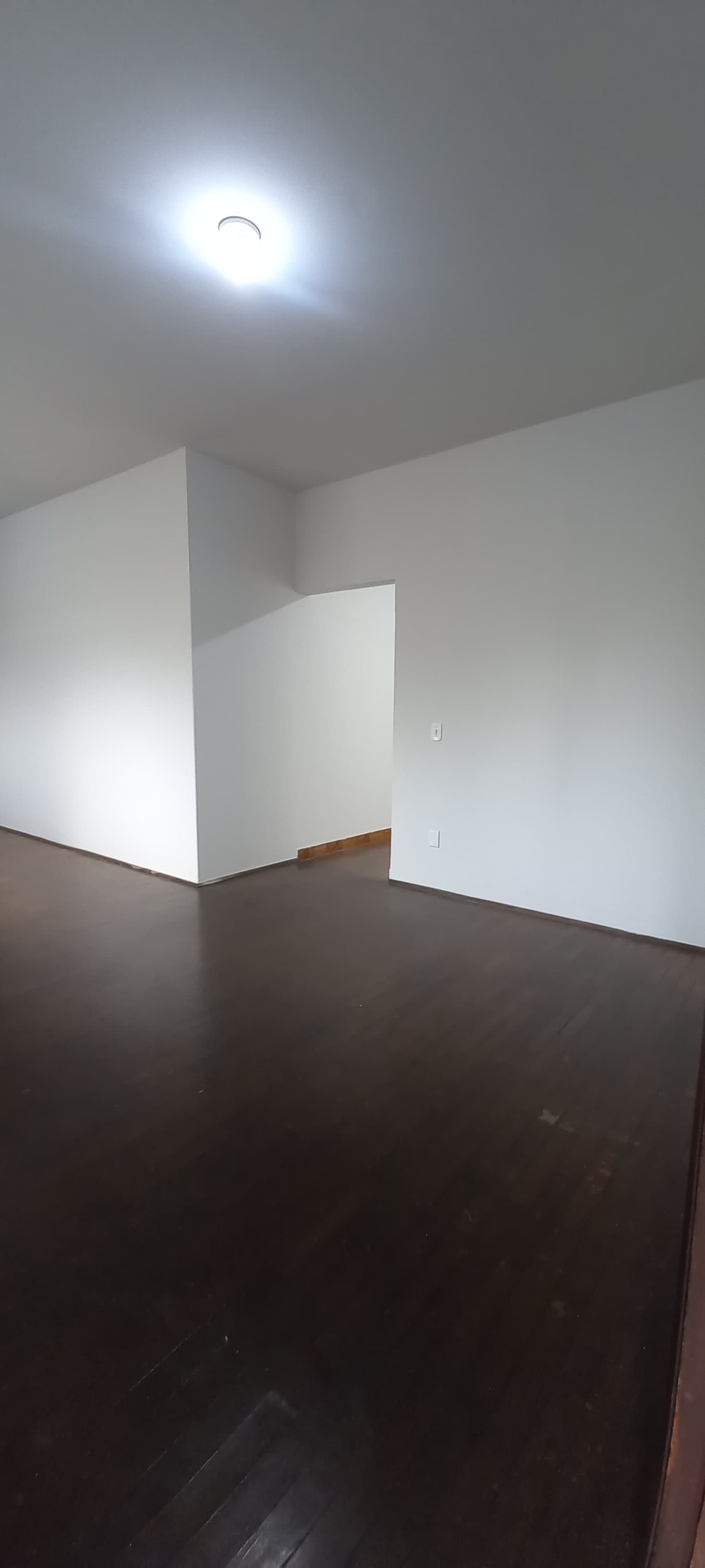 CASA PARA LOCAÇÃO -  JARDIM SÃO DOMINGOS.