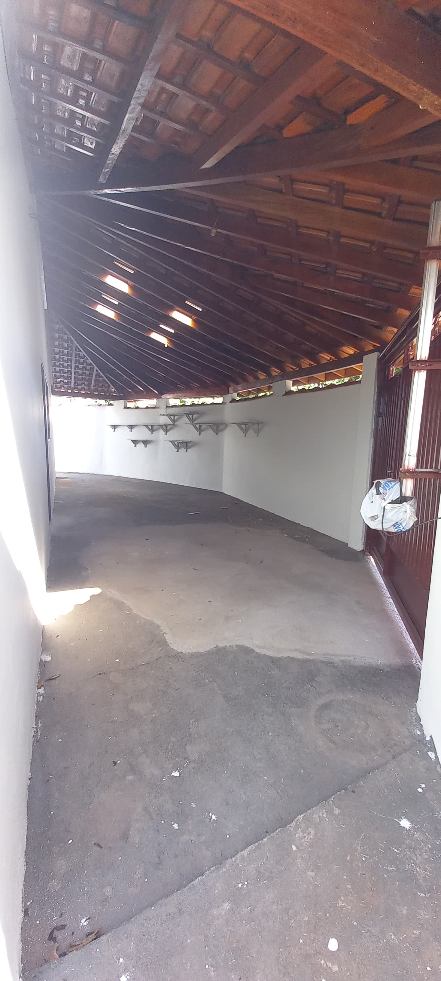 CASA PARA LOCAÇÃO - JARDIM ALVORADA.