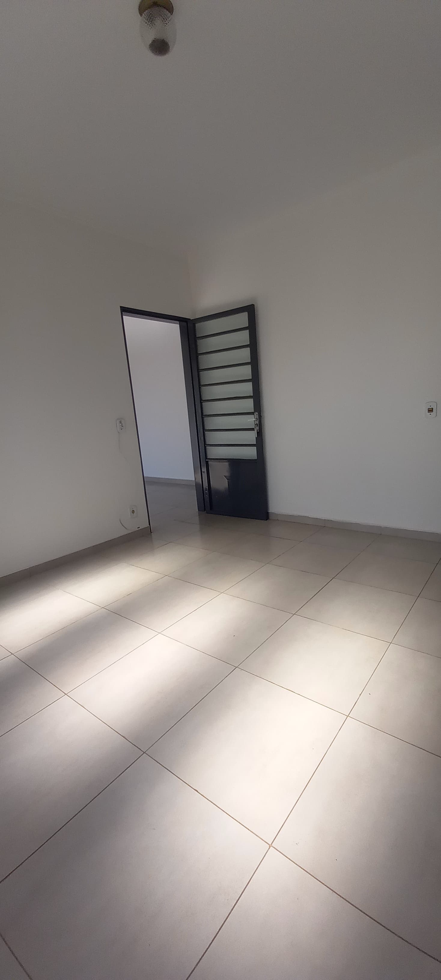 CASA PARA VENDA - JARDIM ALVORADA.