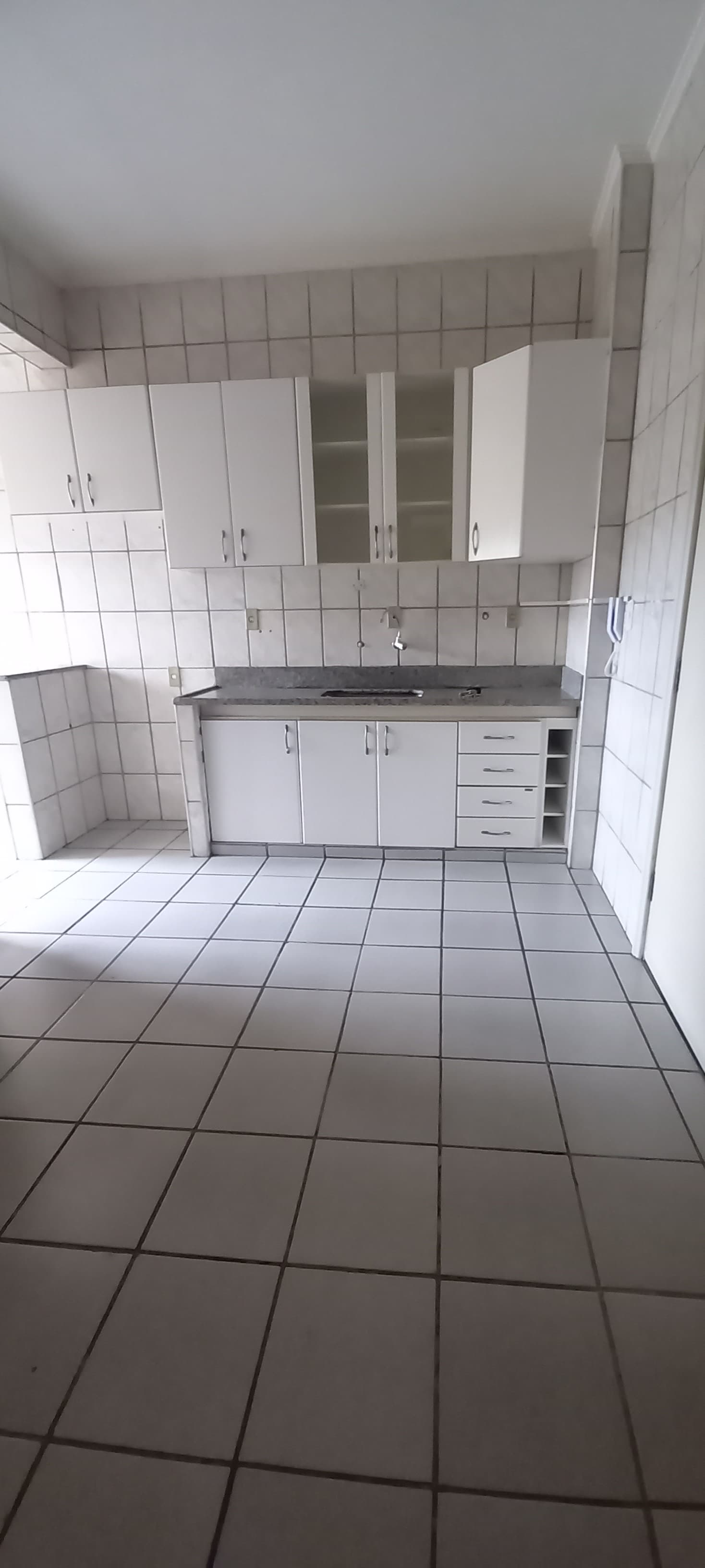 APARTAMENTO PARA LOCAÇÃO - CENTRO.