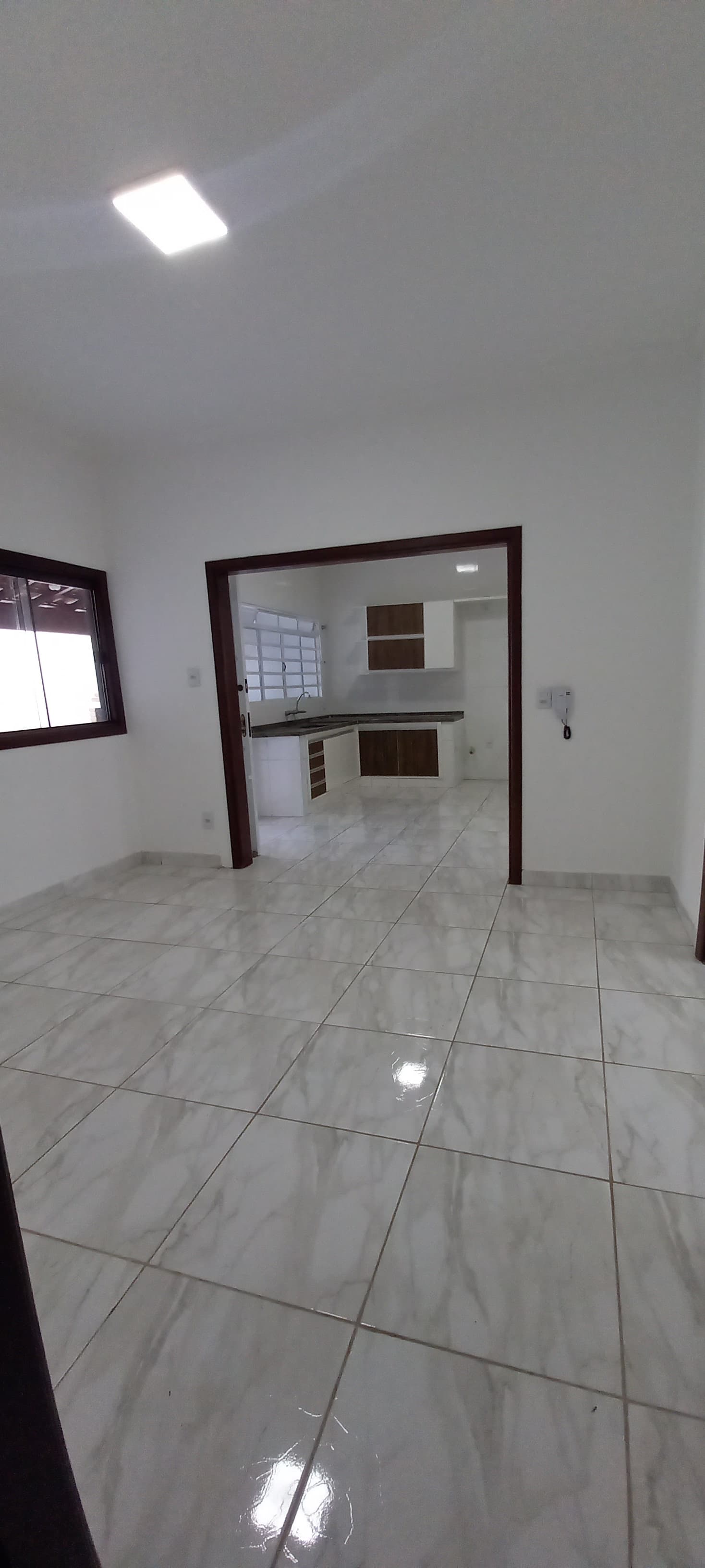 CASA PARA LOCAÇÃO - JARDIM SÃO DOMINGOS.