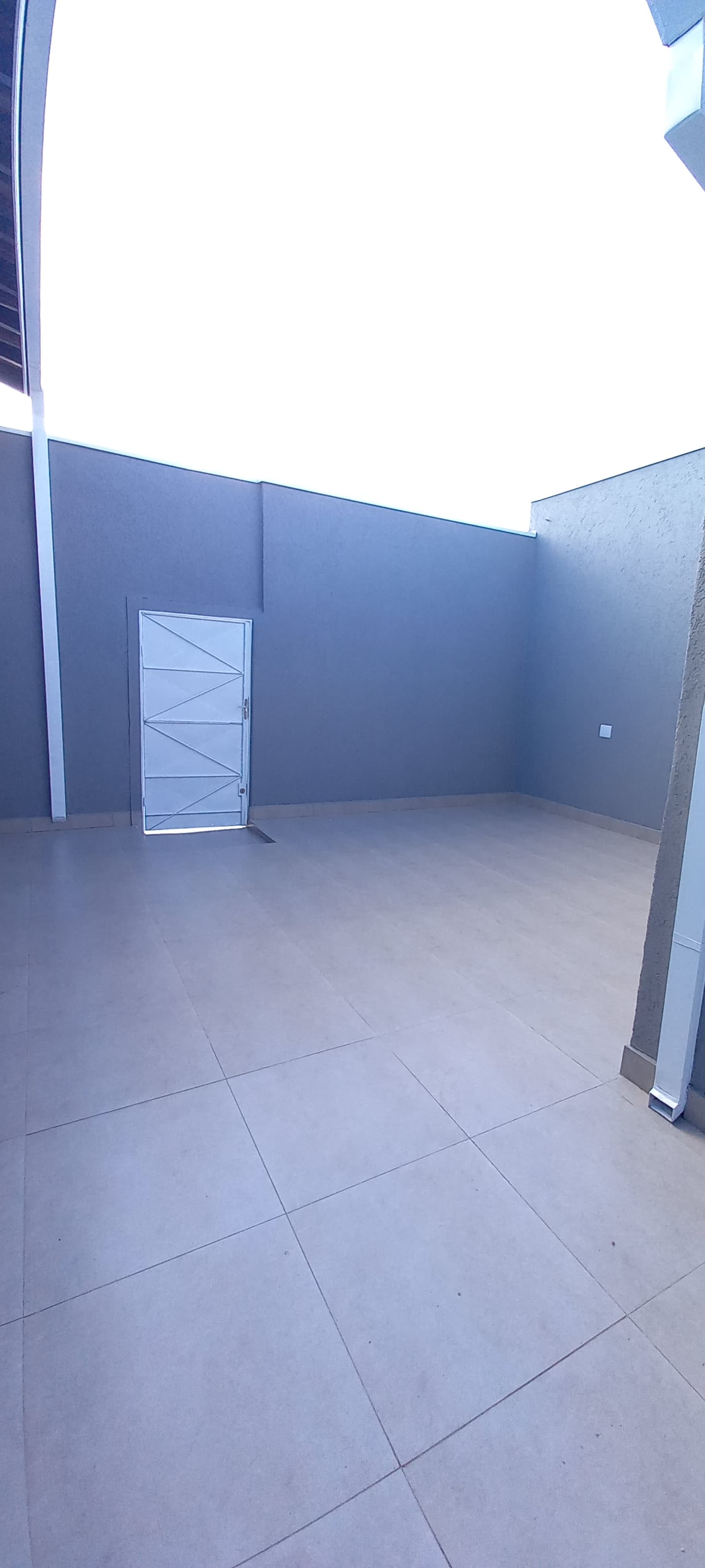 CASA PARA LOCAÇÃO - JARDIM SÃO DOMINGOS.