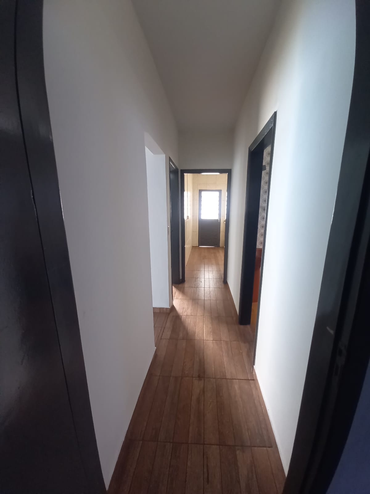 CASA PARA LOCAÇÃO - VILA SANTA ROSA.