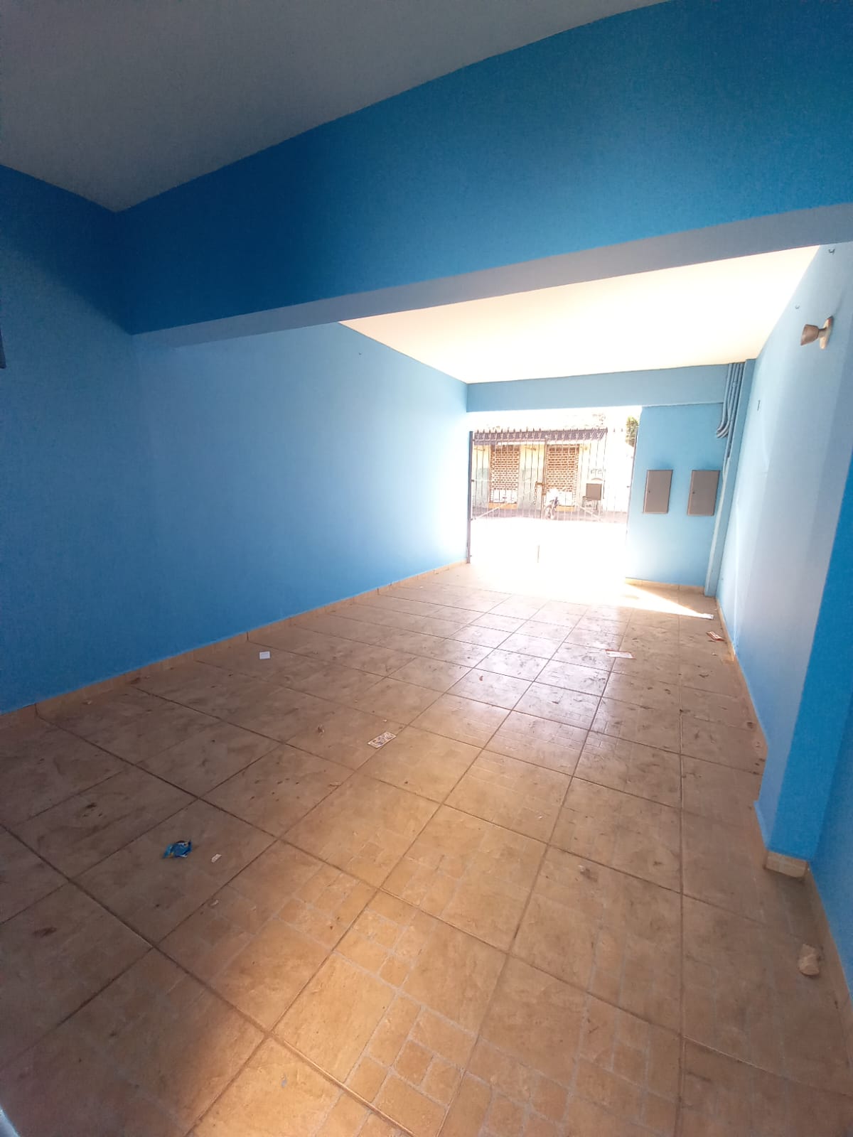 CASA PARA LOCAÇÃO - VILA SANTA ROSA.