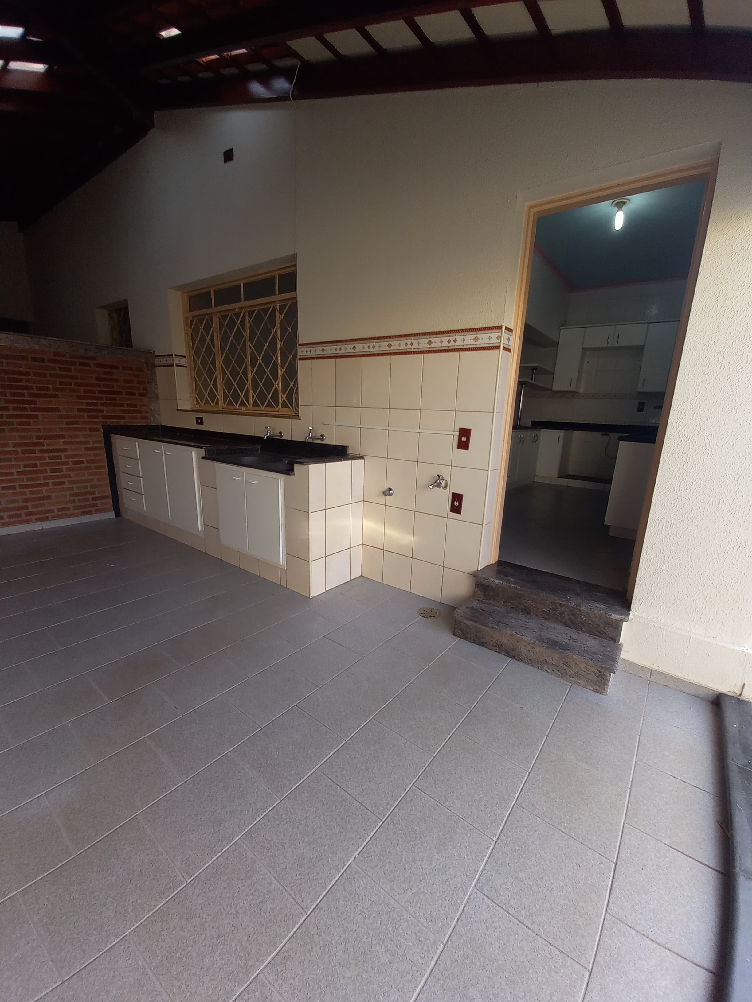 CASA PARA LOCAÇÃO - JARDIM SÃO JOSÉ