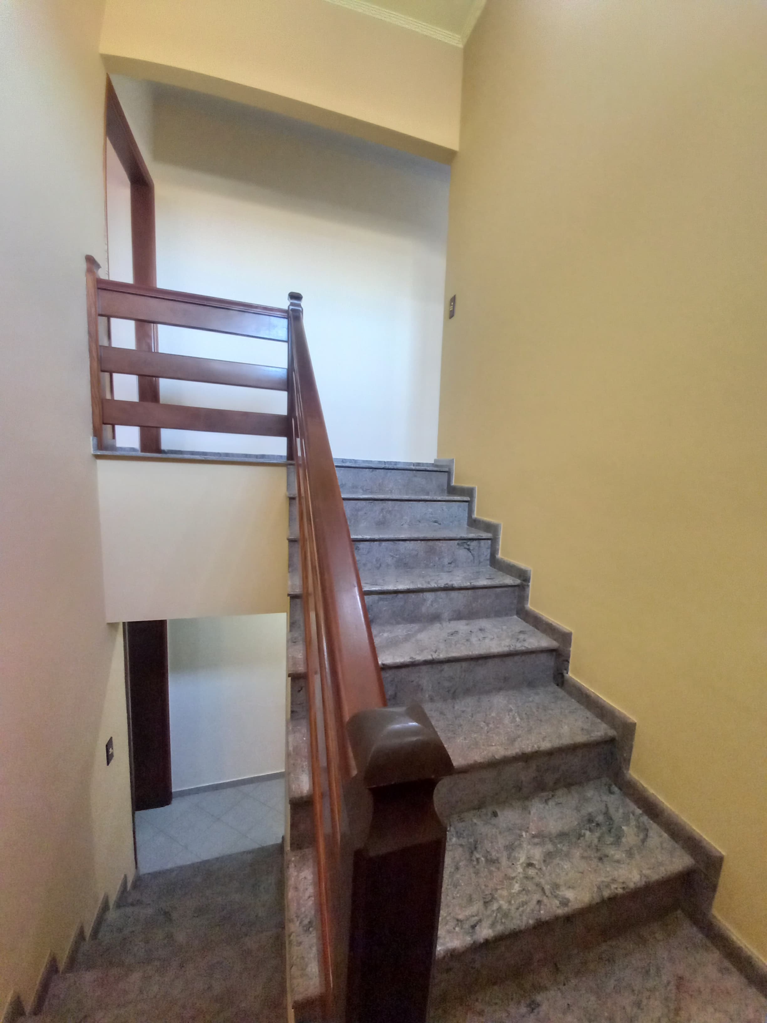 CASA PARA LOCAÇÃO - JARDIM SÃO JOSÉ