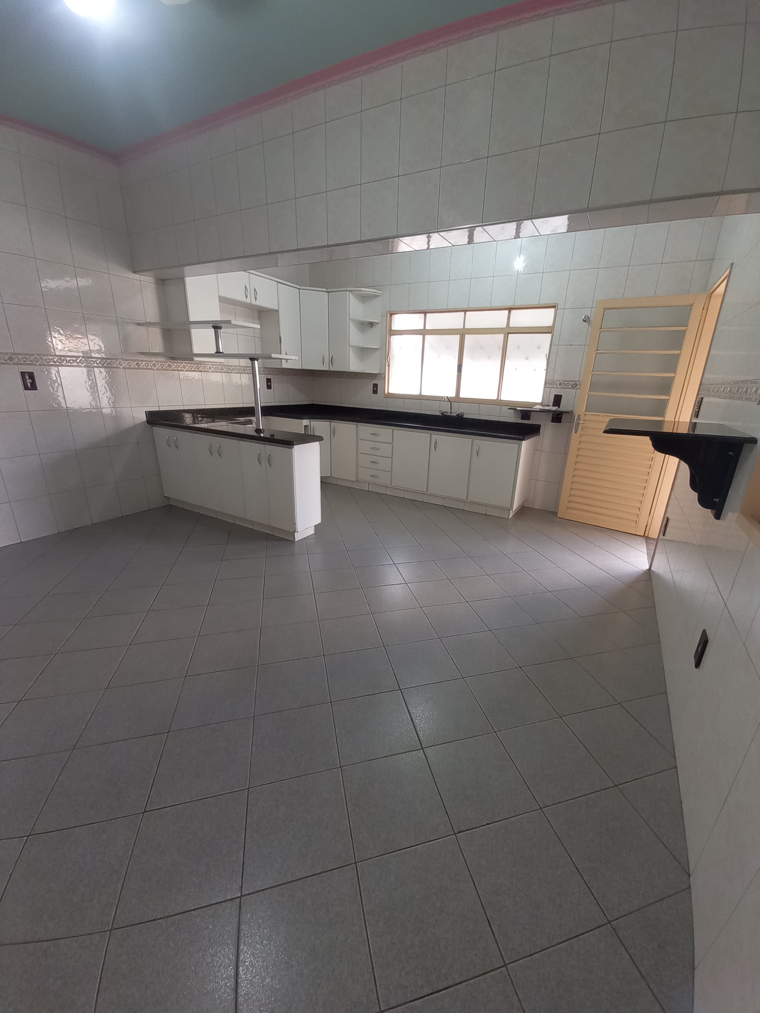 CASA PARA LOCAÇÃO - JARDIM SÃO JOSÉ