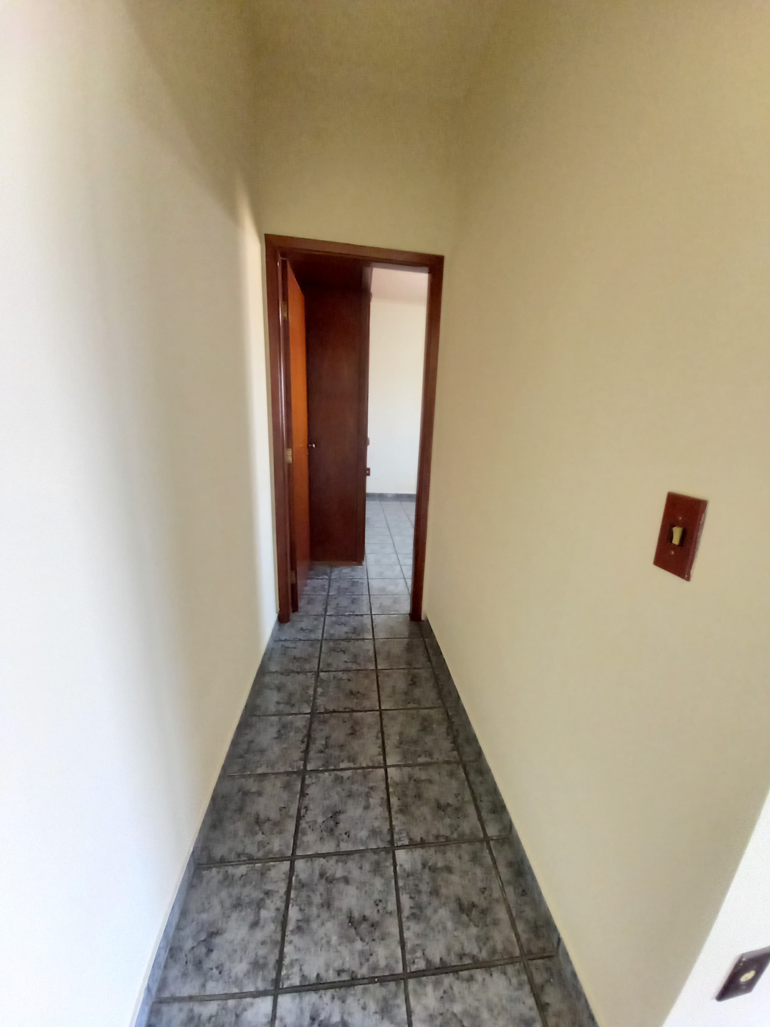 CASA PARA LOCAÇÃO - JARDIM SÃO JOSÉ