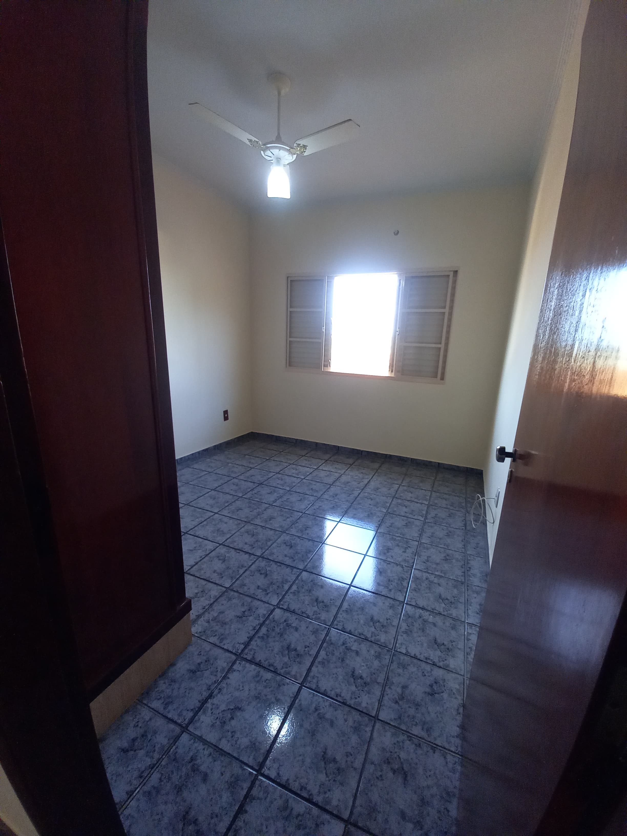 CASA PARA LOCAÇÃO - JARDIM SÃO JOSÉ