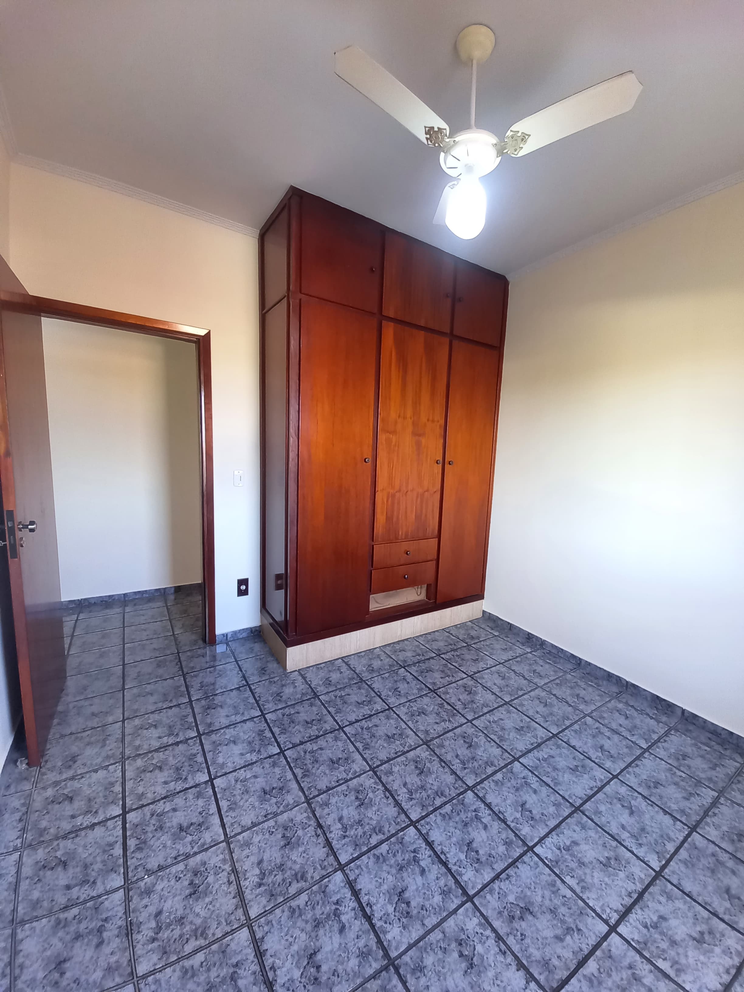 CASA PARA LOCAÇÃO - JARDIM SÃO JOSÉ