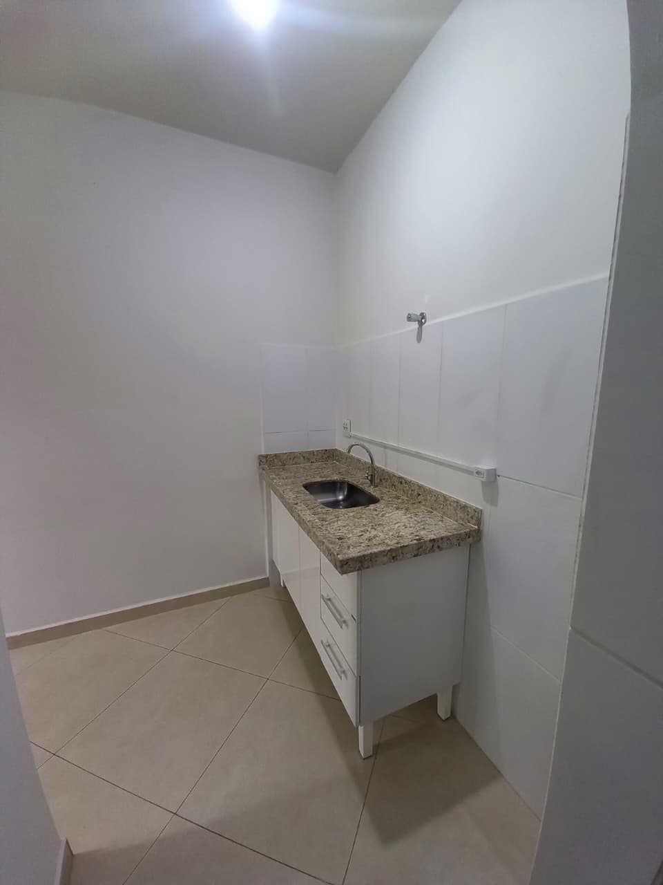 SALA COMERCIAL PARA LOCAÇÃO