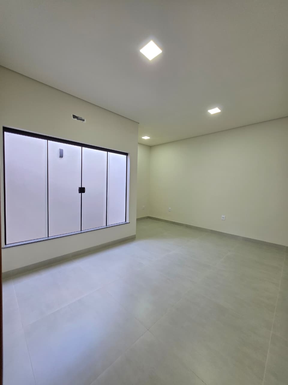 Salas Comerciais para LOCAÇÃO - Centro.