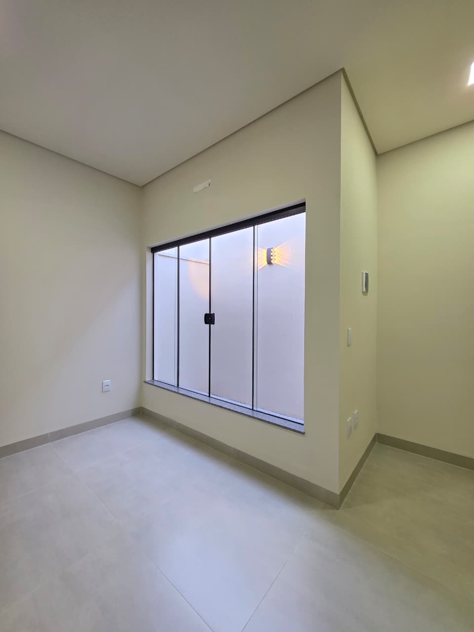 Salas Comerciais para LOCAÇÃO - Centro.