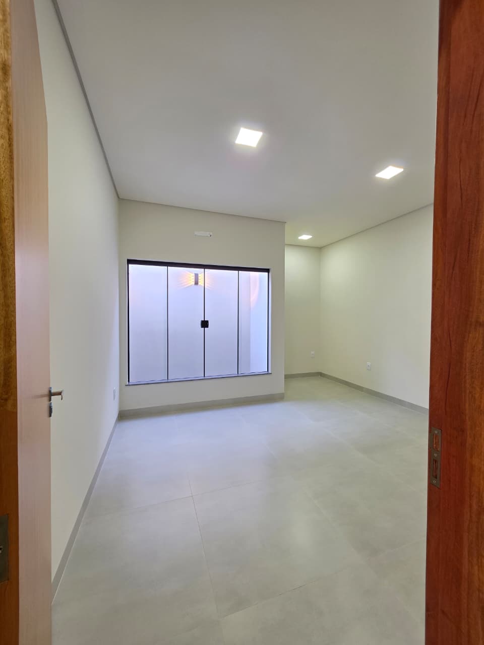 Salas Comerciais para LOCAÇÃO - Centro.