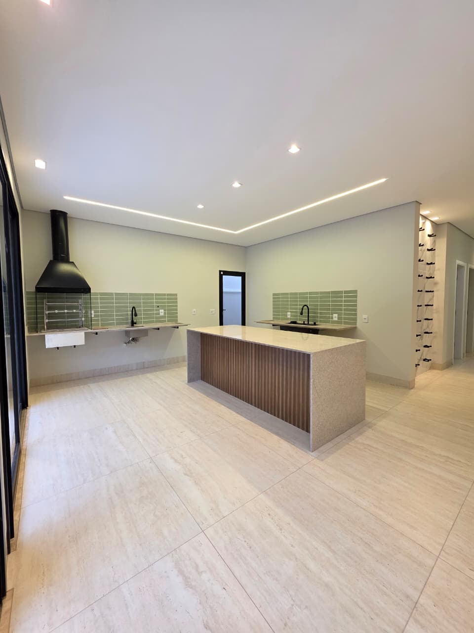 Casa de Alto Padrão Recém-Construída com Acabamento Premium - Jardim Santa Maria