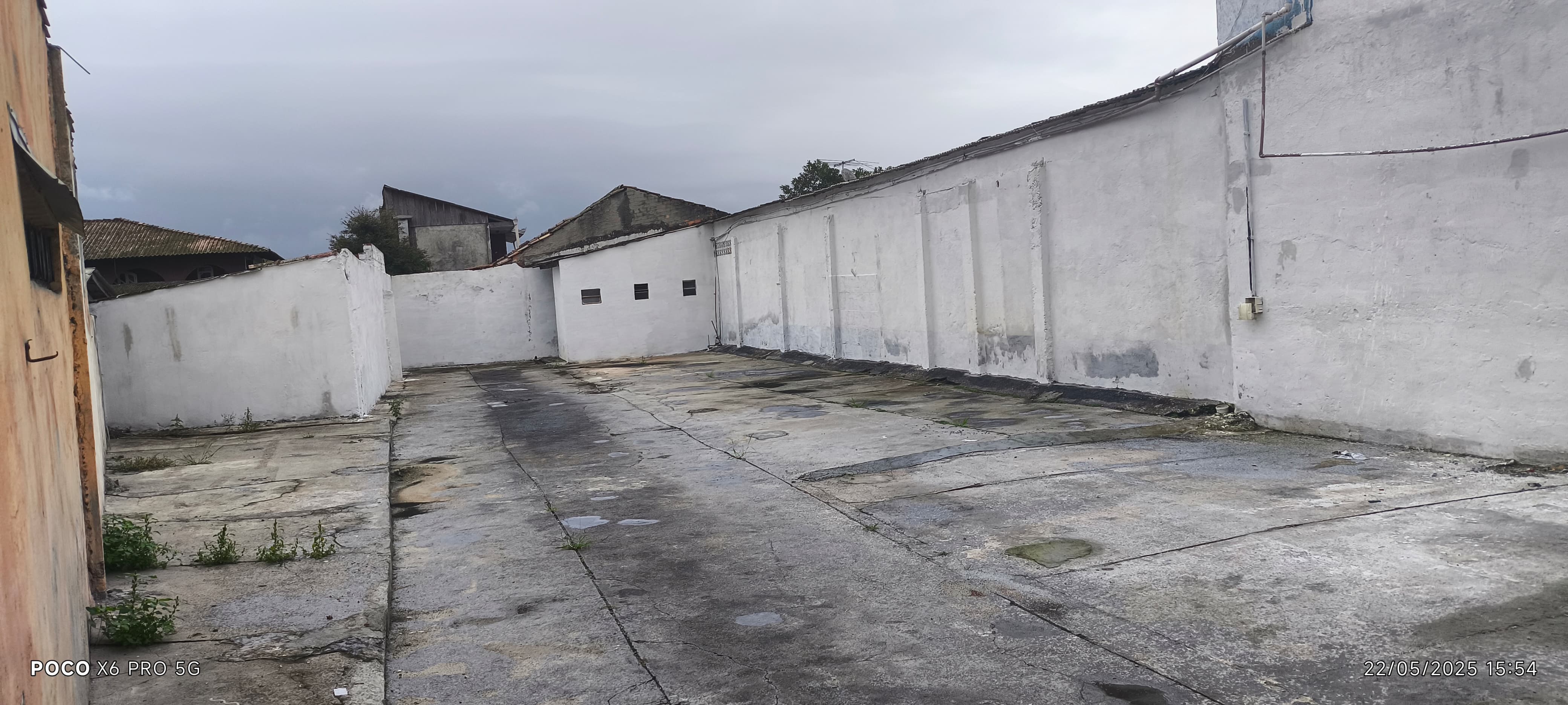 SALAO COMERCIAL DE 500 M2 NA ROQUE VERNALHA