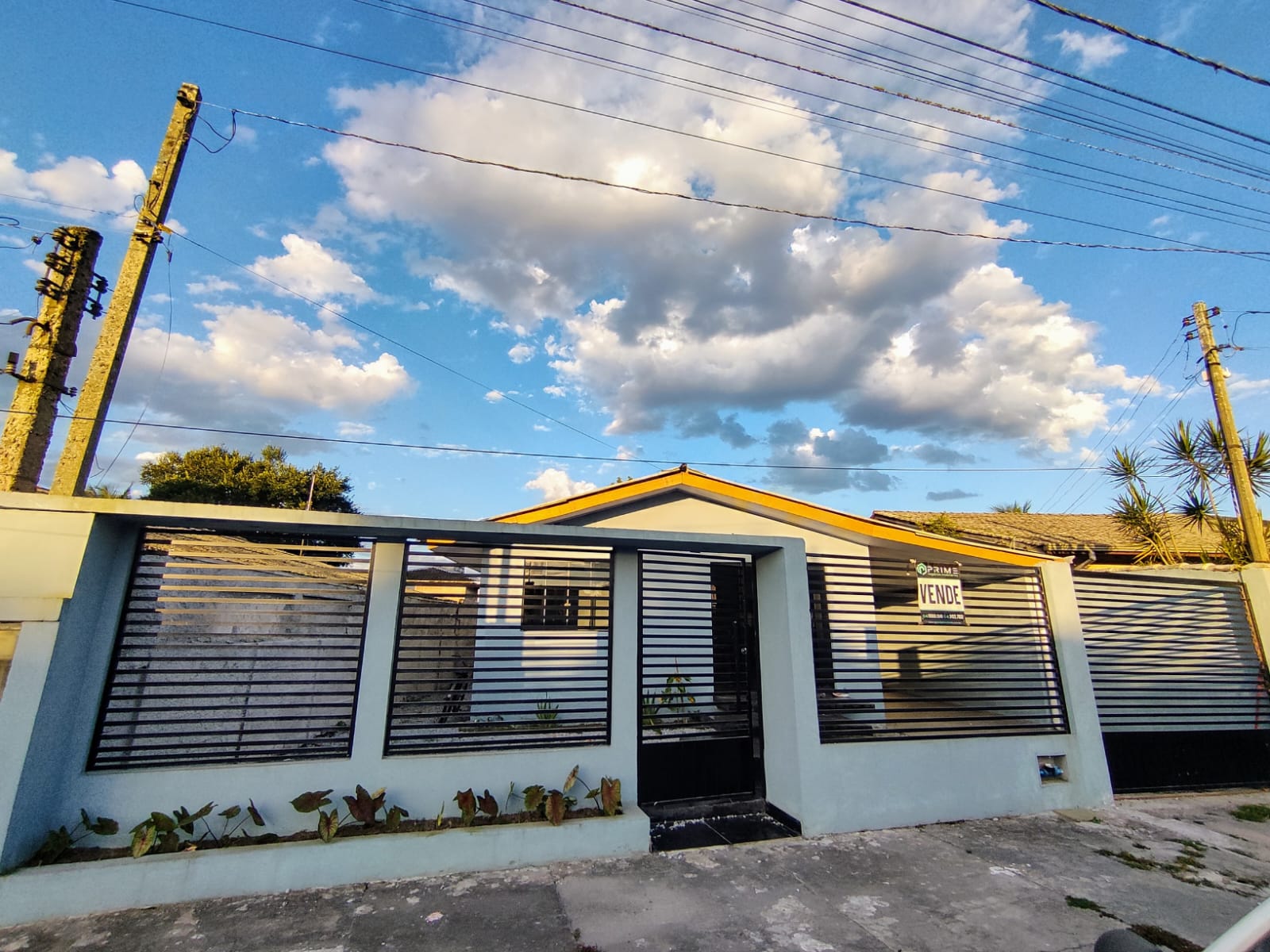 CASA FINANCIAVEL NA VILA PARANAGUA