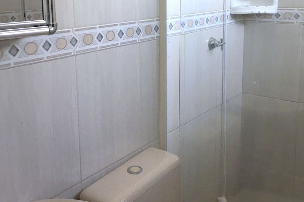 Chalés a venda com varanda e churrasqueira no Balneário Uirapuru em Itapoá-SC, por R$ 1.290.000,00
