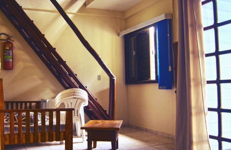 Chalés a venda com varanda e churrasqueira no Balneário Uirapuru em Itapoá-SC, por R$ 1.290.000,00