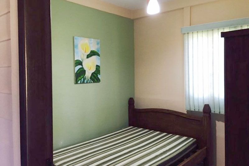 Chalés a venda com varanda e churrasqueira no Balneário Uirapuru em Itapoá-SC, por R$ 1.290.000,00