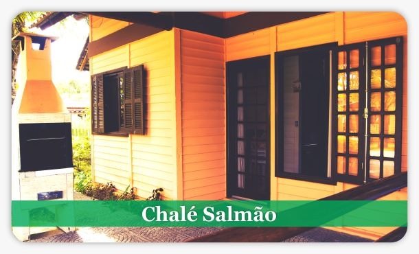 Chalés a venda com varanda e churrasqueira no Balneário Uirapuru em Itapoá-SC, por R$ 1.290.000,00