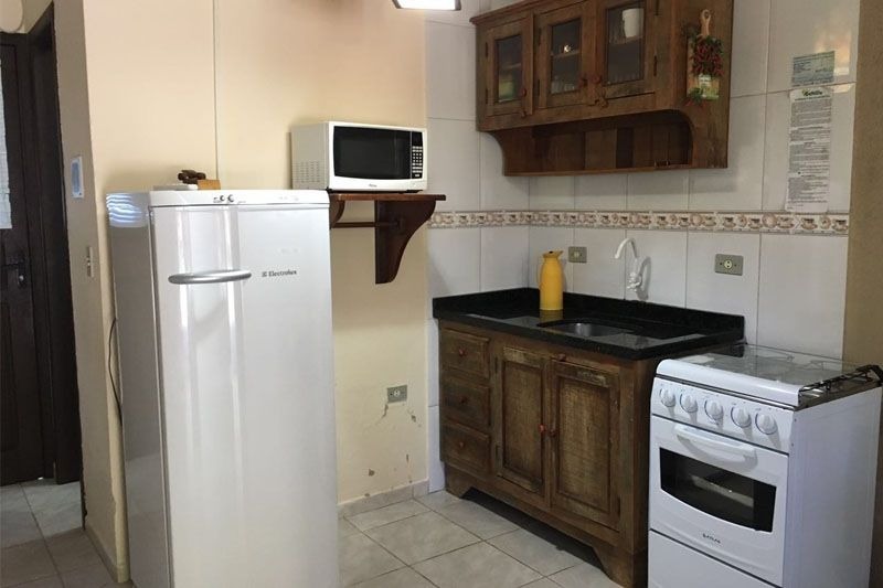 Chalés a venda com varanda e churrasqueira no Balneário Uirapuru em Itapoá-SC, por R$ 1.290.000,00