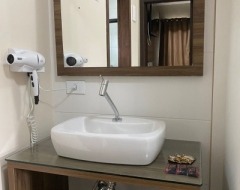 Suítes a venda na Pousada Delville no Balneário Uirapuru em Itapoá - SC, por R$ 4.500.000,00