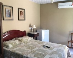 Suítes a venda na Pousada Delville no Balneário Uirapuru em Itapoá - SC, por R$ 4.500.000,00