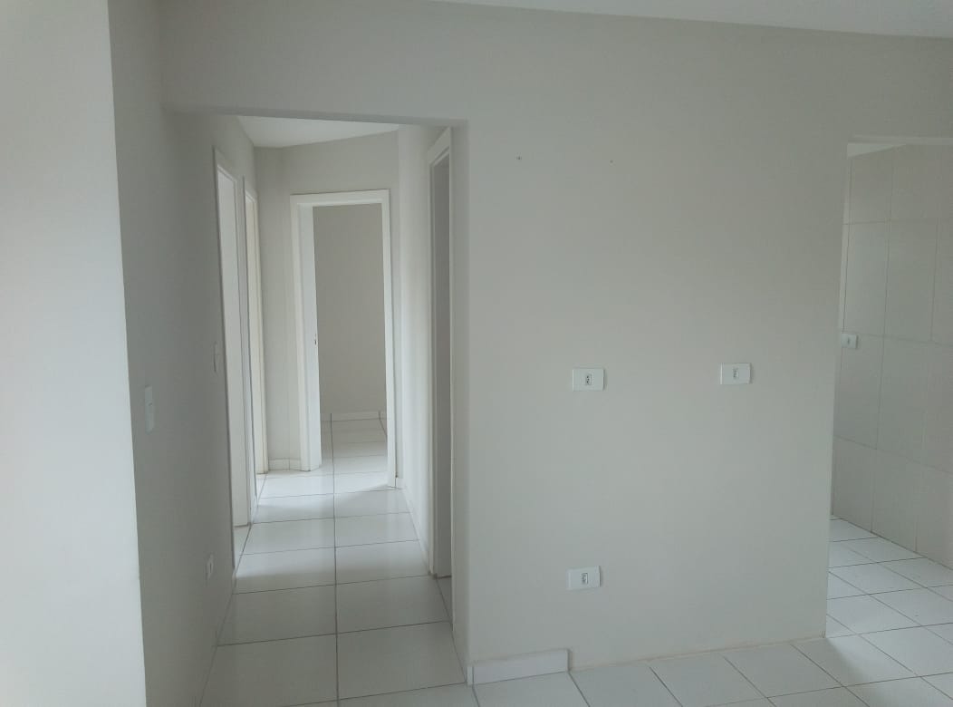 Apartamento 3 quartos no Condomínio Residencial Rodrigo Fadel a venda no bairro Parque dos Lagos, Colombo - PR, Valor de Venda R$ 199.000,00.
