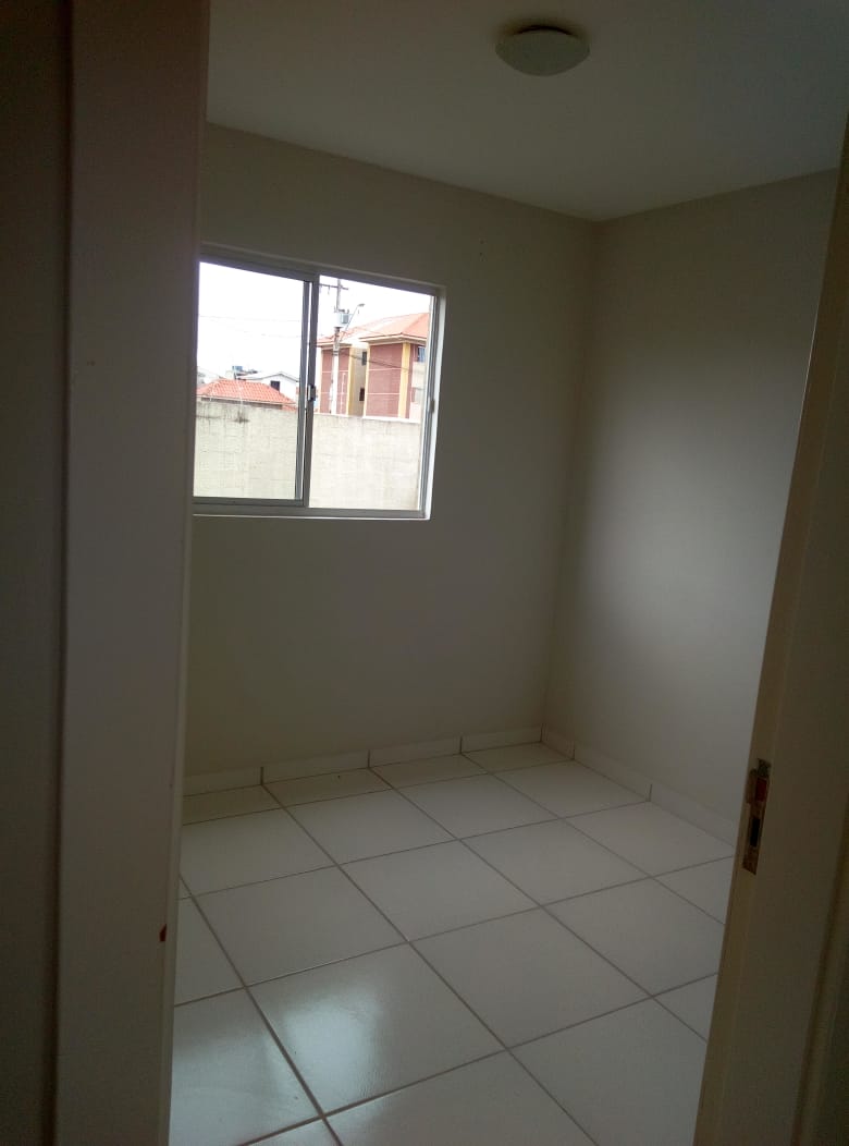  Apartamento 3 quartos no Condomínio Residencial Rodrigo Fadel a venda no bairro Parque dos Lagos, Colombo - PR, Valor de Venda R$ 199.000,00.