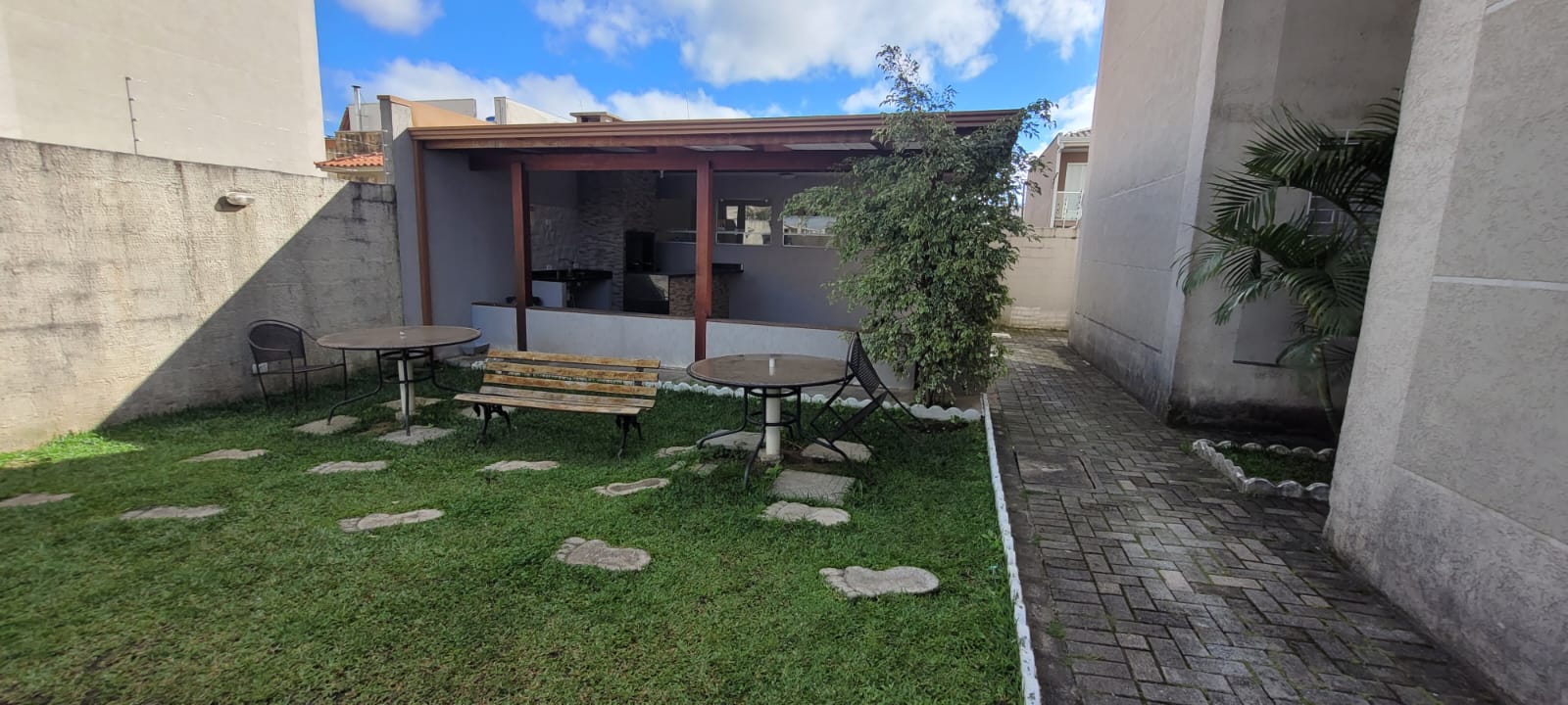  Apartamento 3 quartos no Condomínio Residencial Rodrigo Fadel a venda no bairro Parque dos Lagos, Colombo - PR, Valor de Venda R$ 199.000,00.