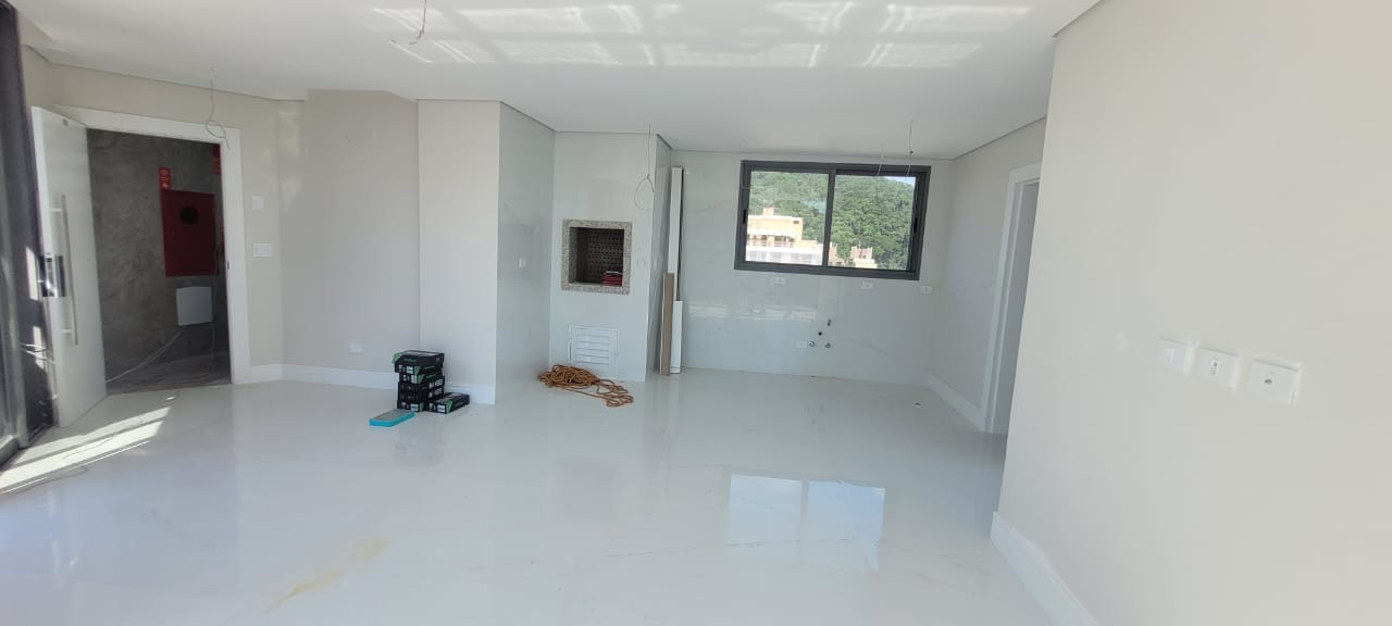 Apartamento 3 Suites, Duplex com Piscina a venda em Caioba, Matinhos - PR, Valor de Venda R$ 3.993.680,00